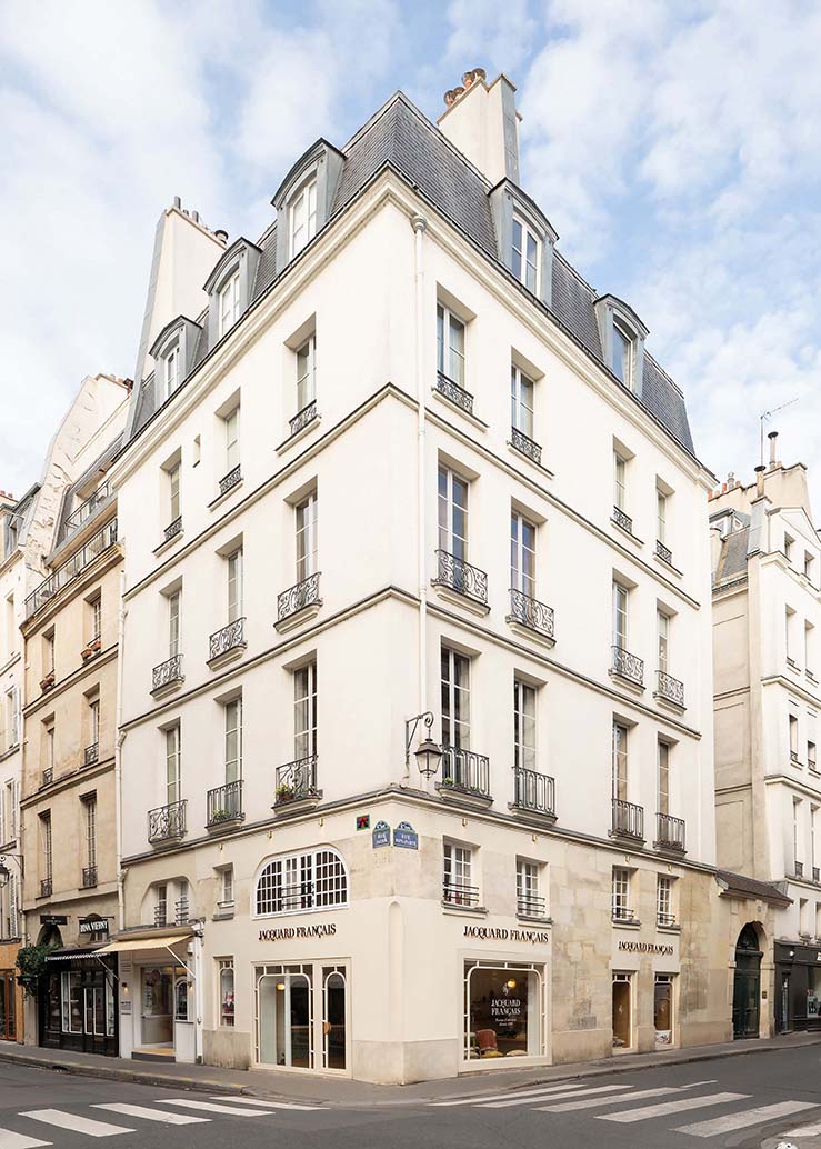 Fassade des Flagship-Stores in der rue Bonaparte